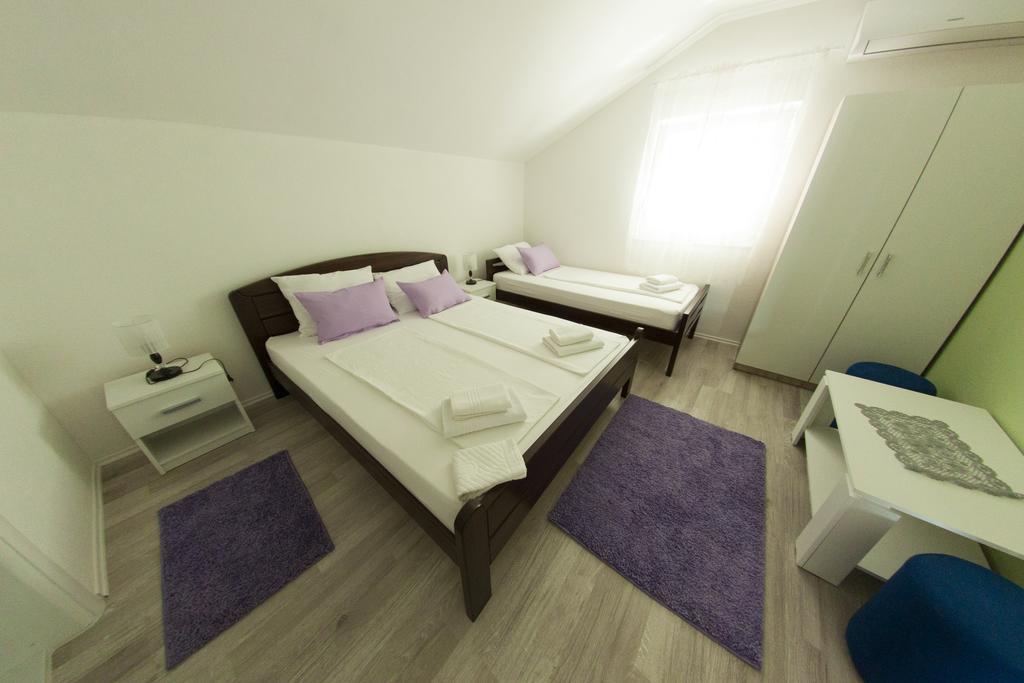 Ferienwohnung King San Mostar Zimmer foto